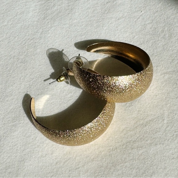 Wide Gold Hoops - Picture 3 of 4